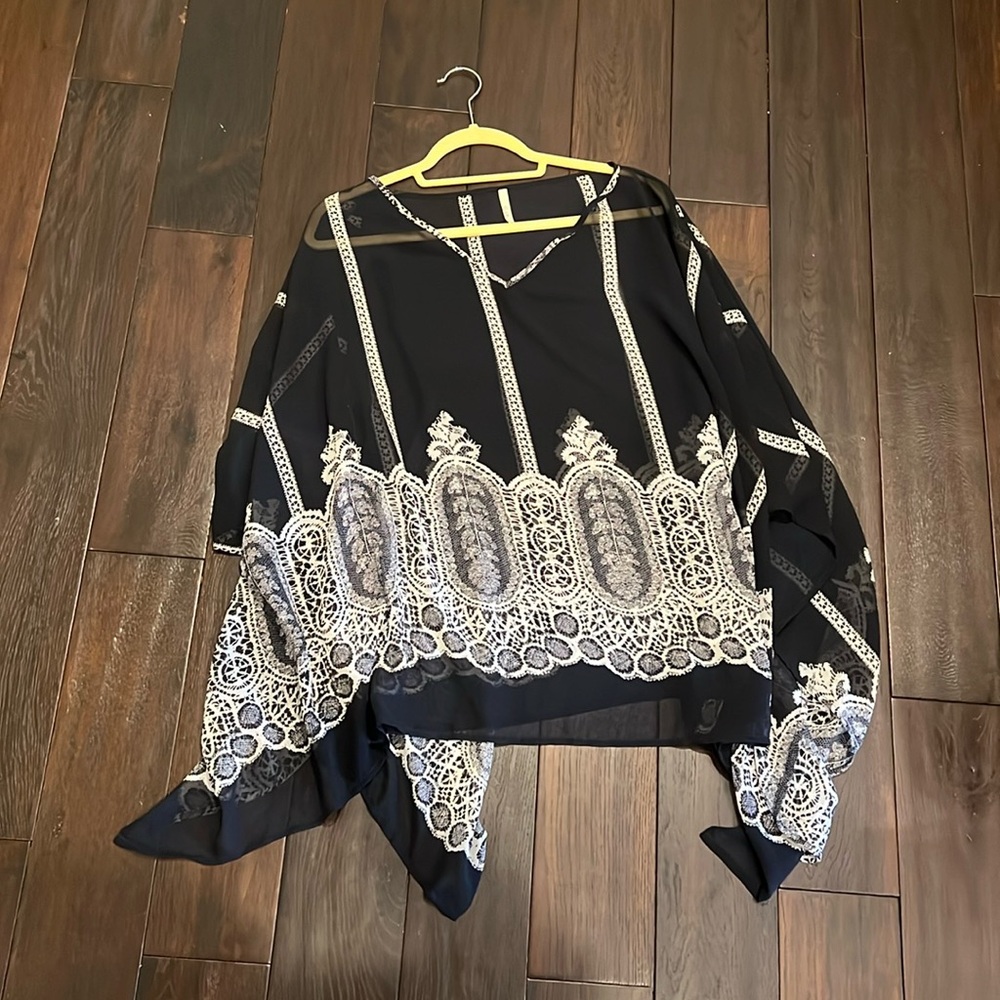 MYTH Women Top Size L